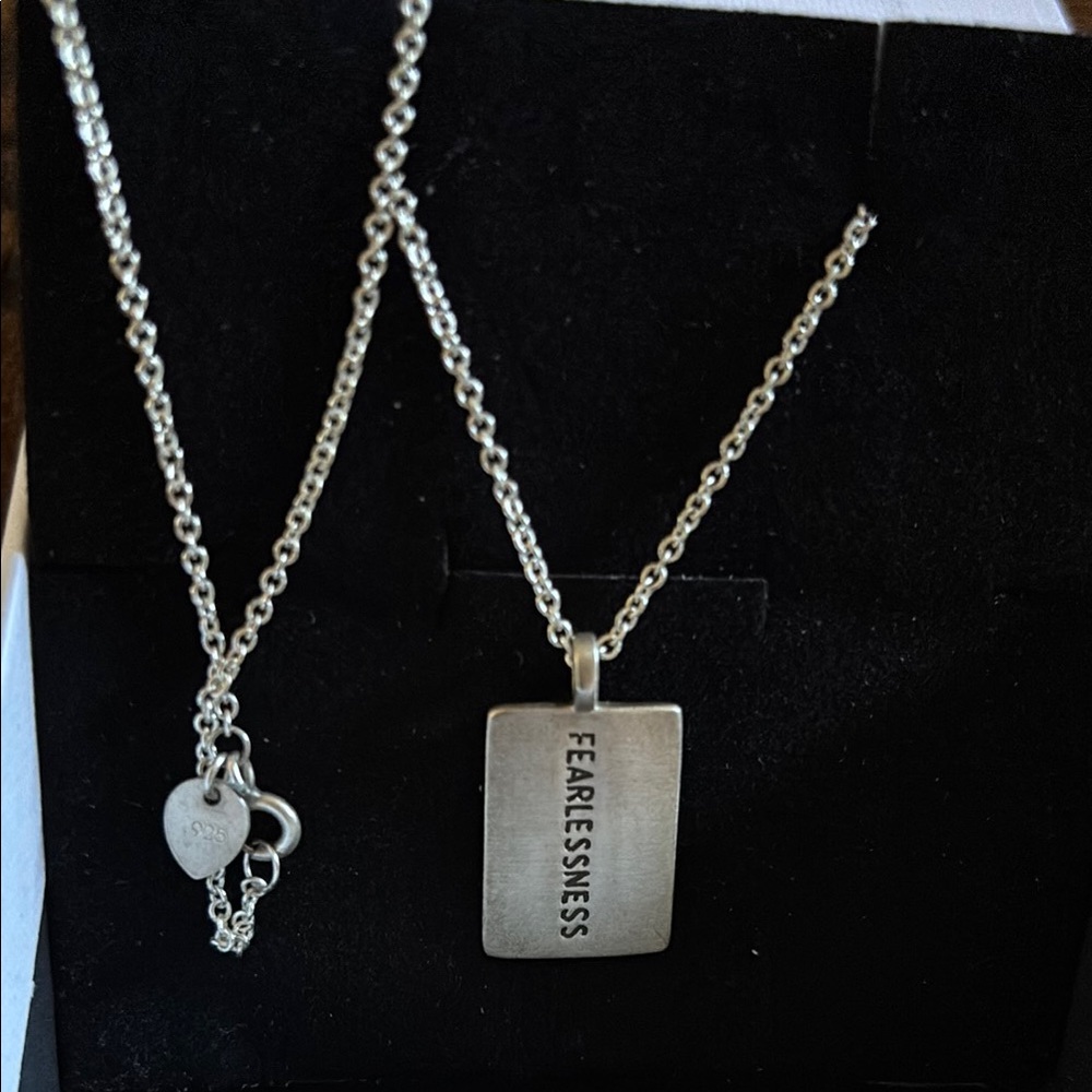 Inspirational Silver Pendant Necklace Olivia Bensons necklace from Law and Order